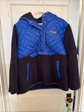 Columbia Blue Quilted Hood with Sherpa Fleece Jacket